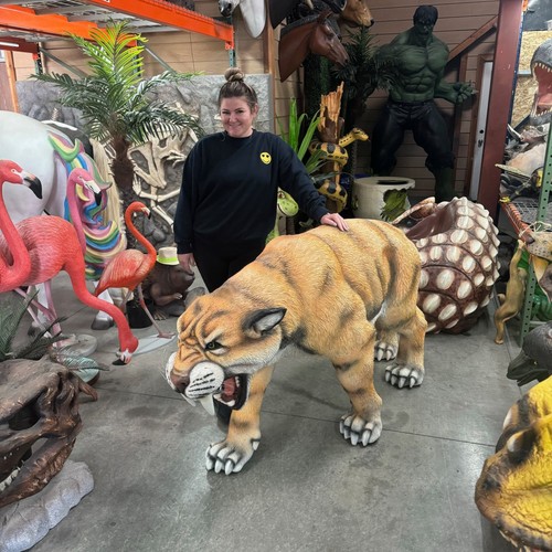 Life size growling saber - growling, tooth
